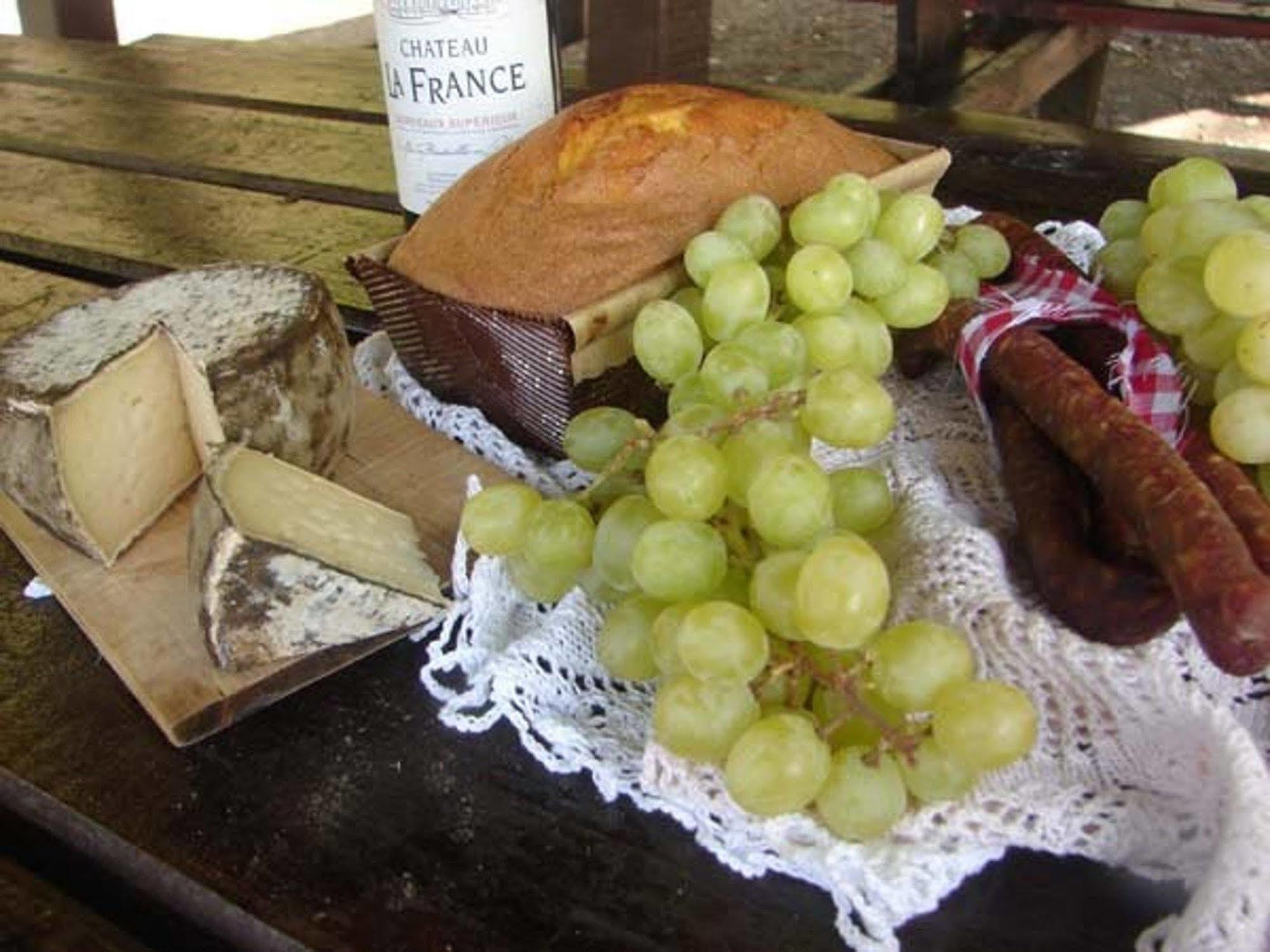 Golden Lion Bed and Breakfast Bouillon Buitenkant foto